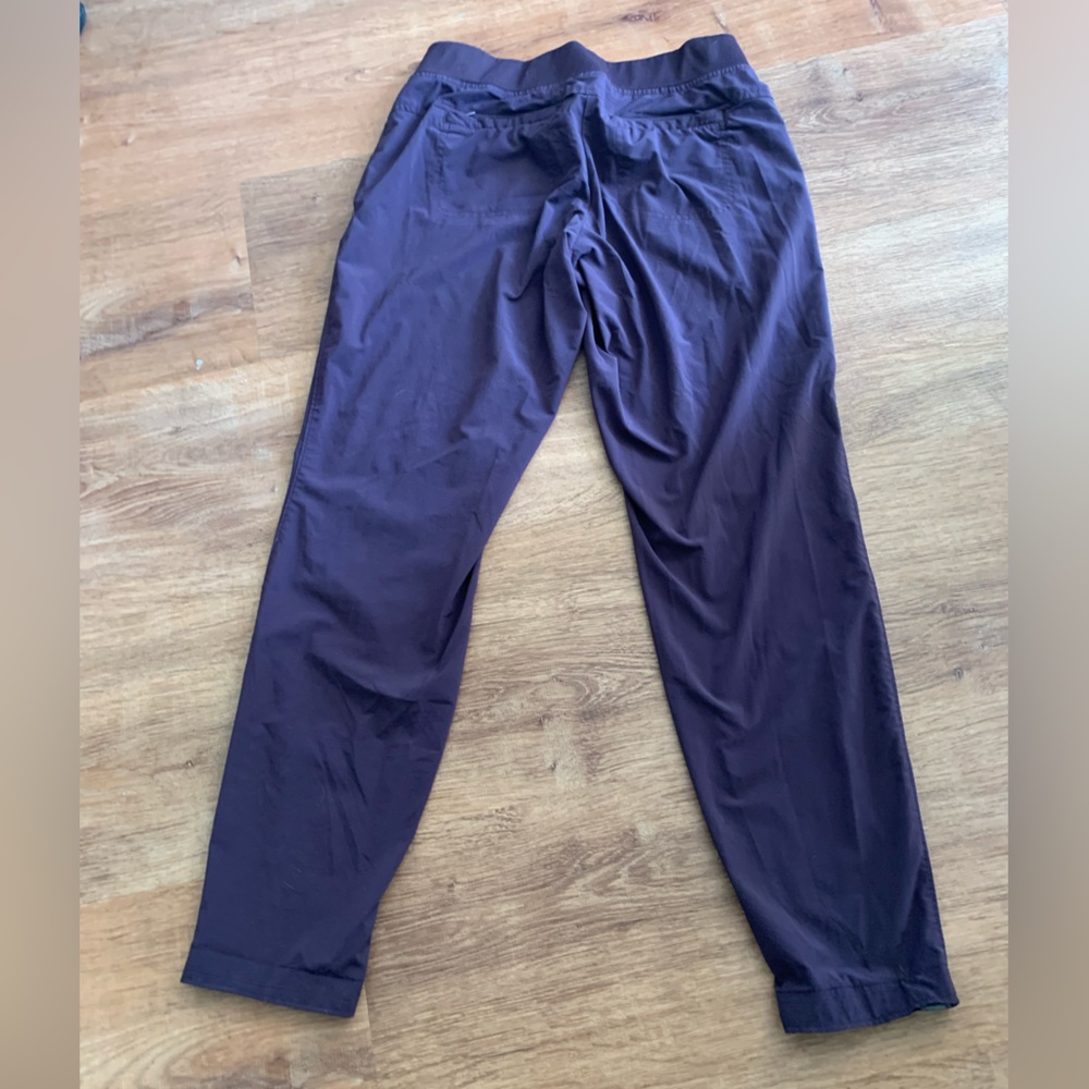 Size 2 Athleta joggers, mauve